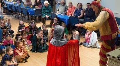 devilstick peat childrens entertainer, jester, magician and comedian at childs birthday party